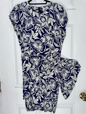 Vintage Phoebe 80’s (40’s style) Hip Ruffle Peplum Tropical Navy/Cream